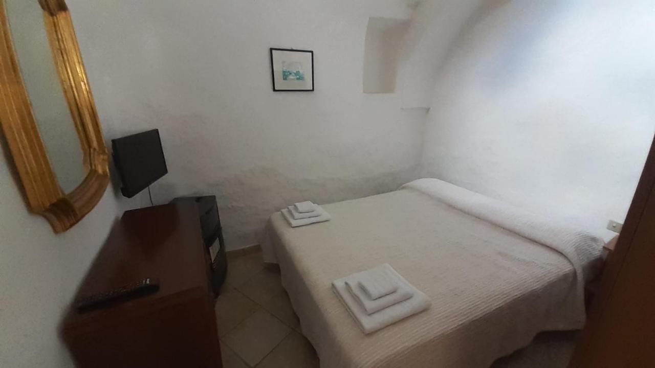 Trullo Alberobello Vacanze Desa 2 Eksteriør bilde